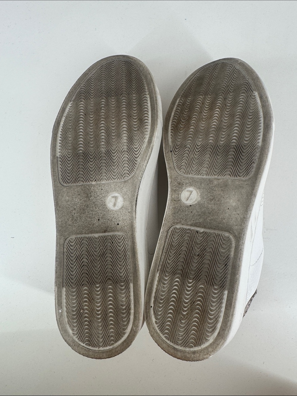 Universal Thread shoes - Picture 5 of 8